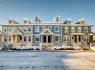 213 E Auburn Bay Cir SE, Calgary, AB T3M 1S6