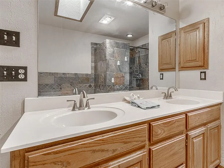1019 Pruett Dr — Photo 17