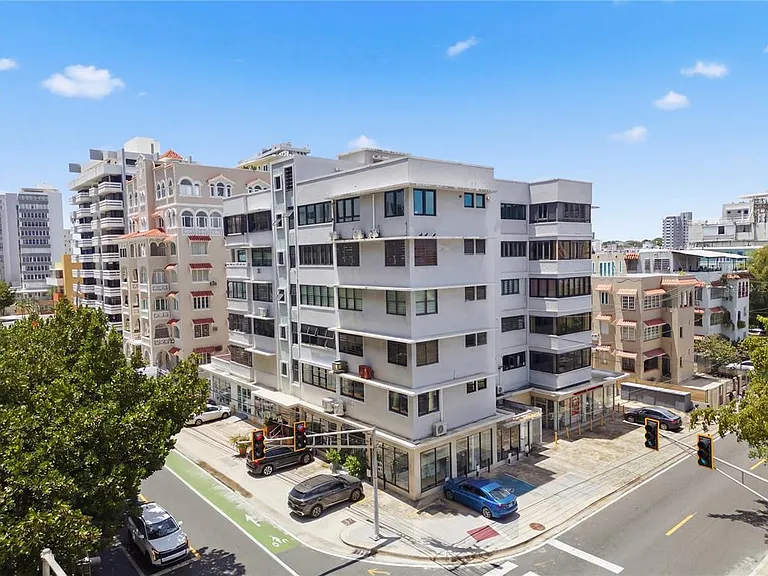 1504 Avenue Ashford Cond Sea Vw #2C — Photo 15