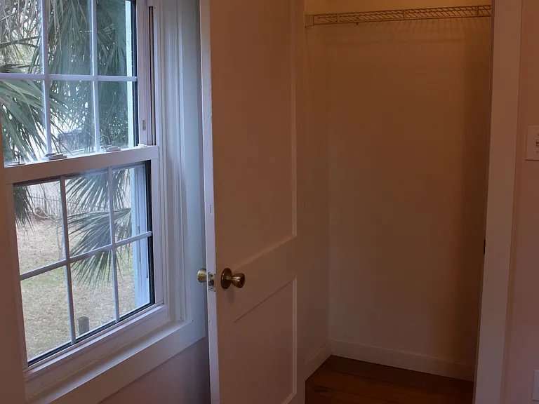 3 bed, 2.0 bath, 1530 sqft, $1,900 — Photo 18