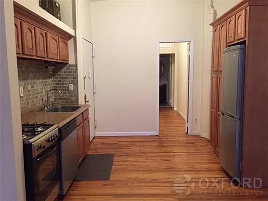 Rented by Oxford Property Group | media 13