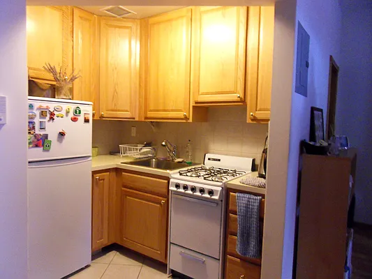 Rented by Joe Gotham LTD | media 26