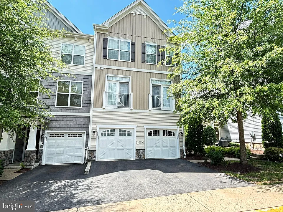 1599 Renate Dr