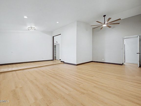 5th image of 6030 W RIVIERA Drive