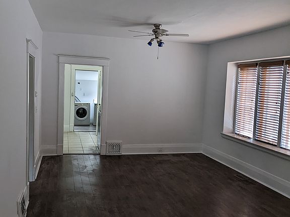 3rd image of 2.5 Rogers Ave