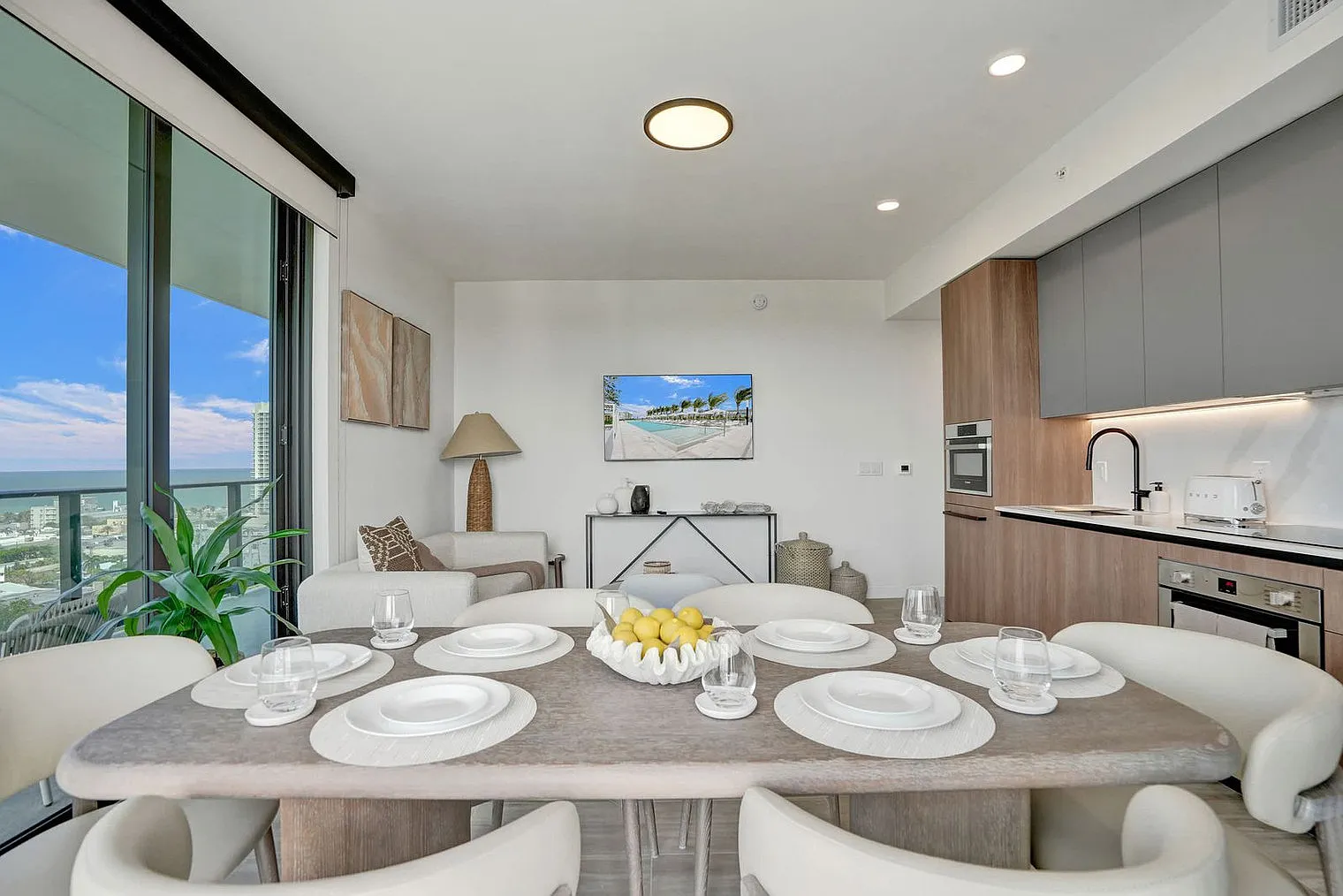 3 bed, 2.0 bath, $11,769 — Photo 2