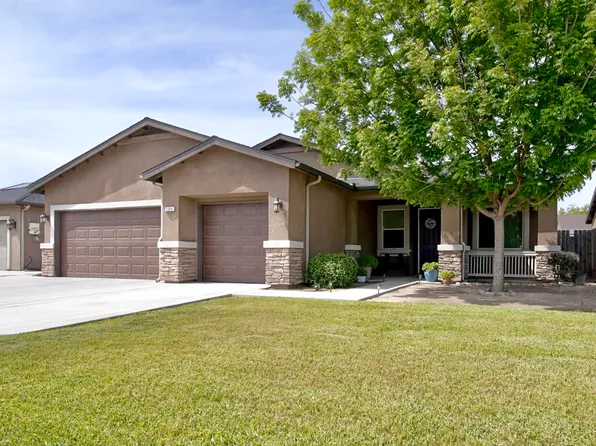 1344 W Willis Court, Hanford, CA 93230