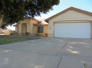 1081 Calle Estrella, Brawley, CA 92227