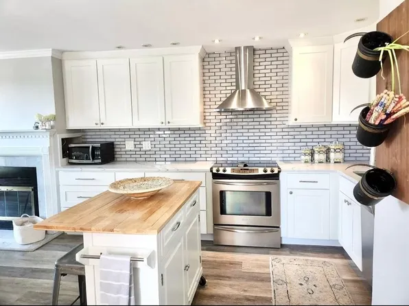 166 Quincy Shore Dr Unit 119, Quincy, MA 02171