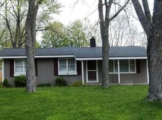 825 Auman Dr W, Carmel, IN