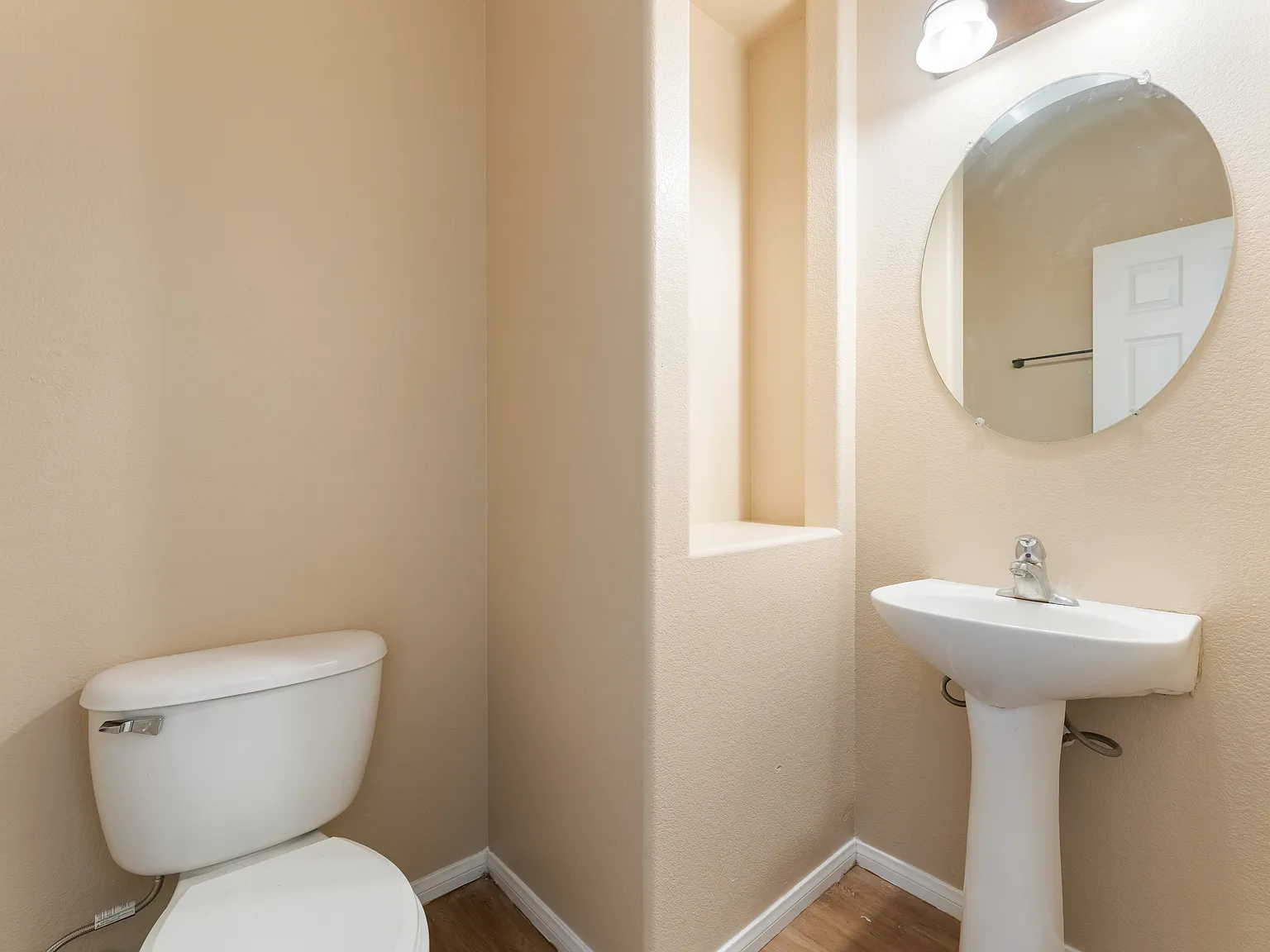 4 bed, 1793 sqft, $1,850 — Photo 4