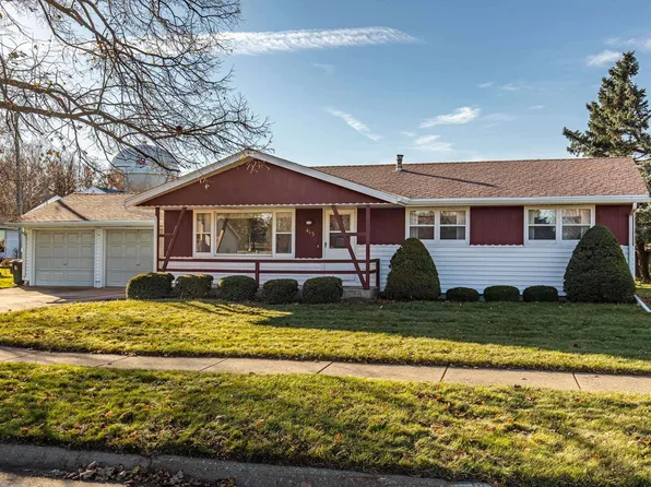413 26th Ave, Monroe, WI 53566