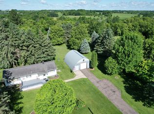 1039 4th St, Holdingford, MN 56340