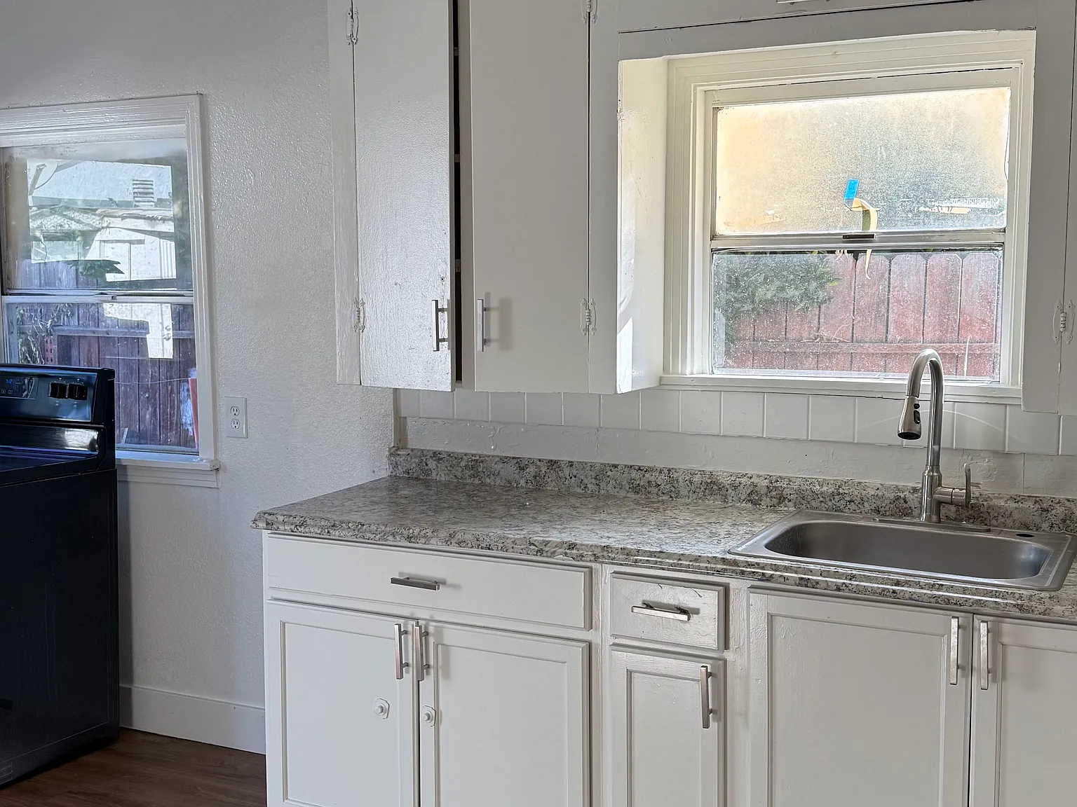 1 bed, 500 sqft, $1,100 — Photo 2