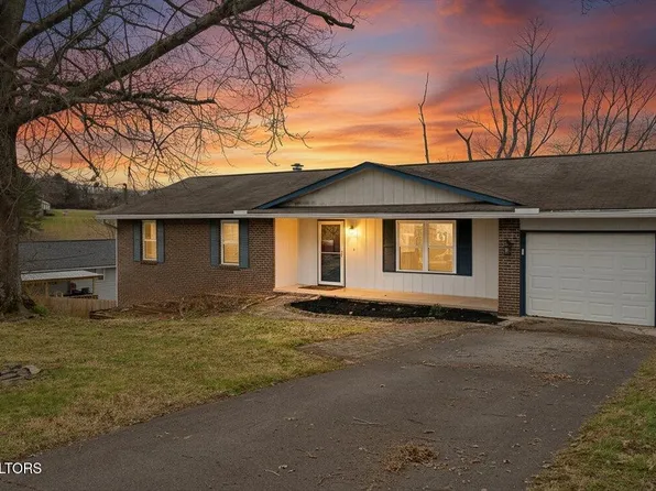 1305 Whittbier Dr, Knoxville, TN 37932