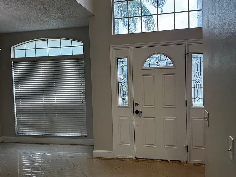 2450 River Ridge Dr — Photo 4
