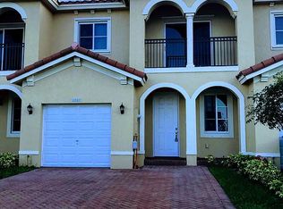 16540 SW 70th St, Miami, FL 33193