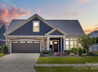 1377 Millview Ln, Matthews, NC 28104