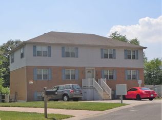 115 Maryknoll Dr #6, Maryville, IL