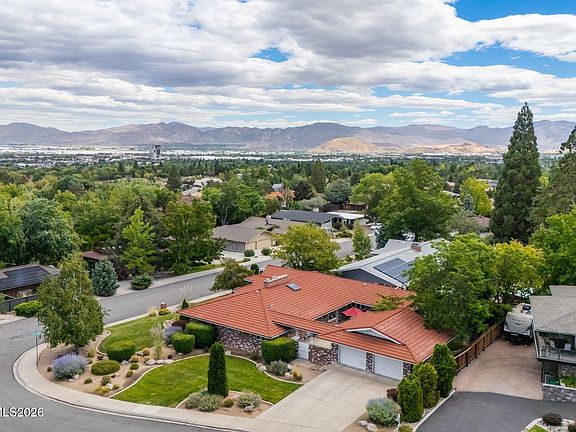 2nd image of 2880 Juliann Way