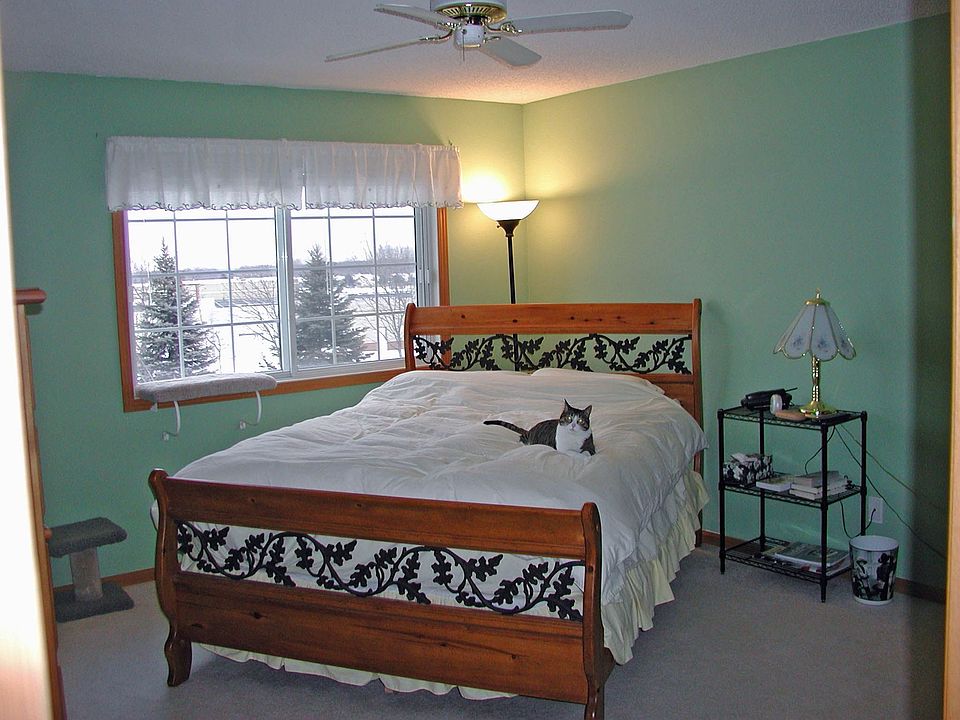 2 large bedrooms with laundry on same level.