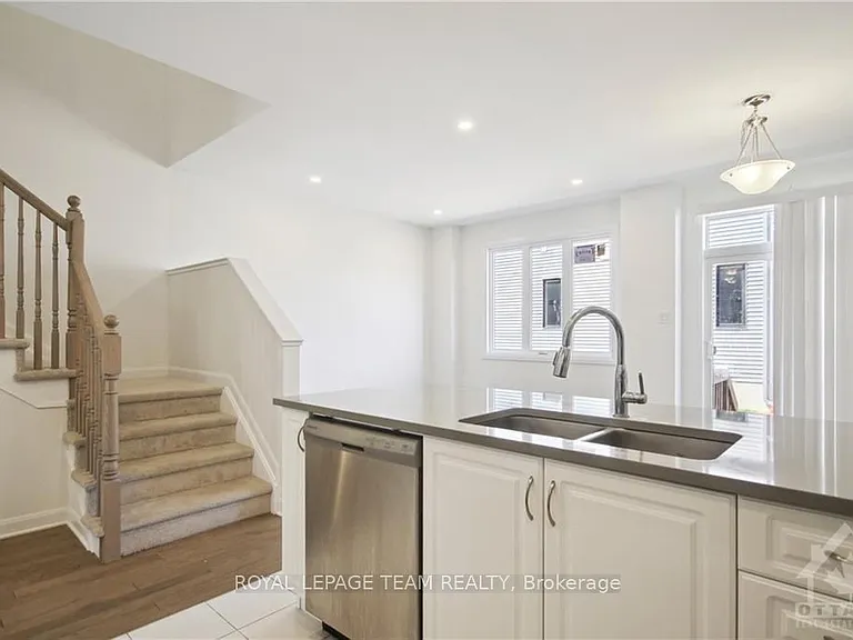 805 Everbloom Ln — Photo 14