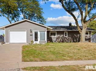 1358 W Garfield St, Davenport, IA 52804