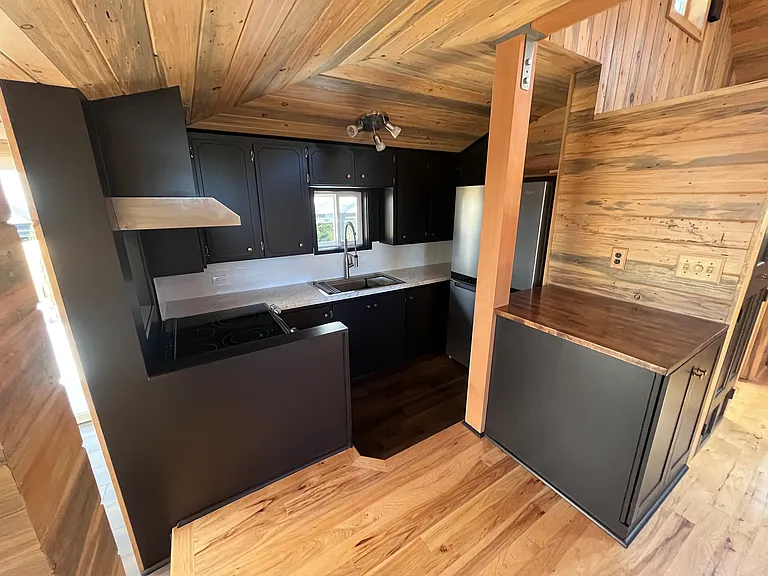3715 SW Donovan St #2 — Photo 7