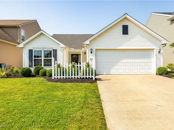 38294 Kingston Dr, North Ridgeville, OH 44039