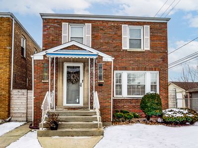 10714 S Calumet Ave, Chicago, IL, 60628