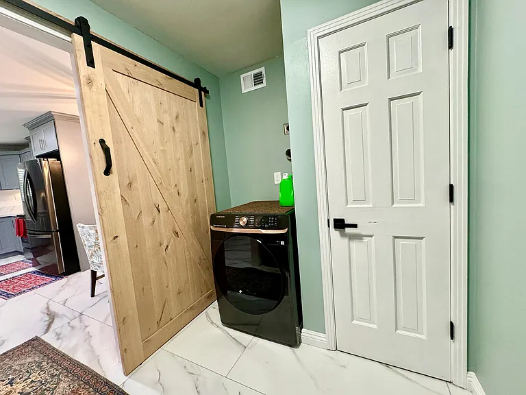 2686 Greenmill Dr — Photo 20