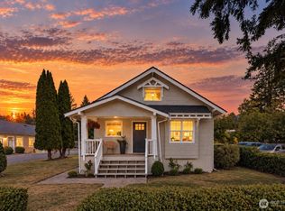 448 Front St N, Issaquah, WA 98027