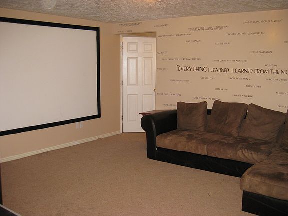 2nd image of 586 Mayo Dr