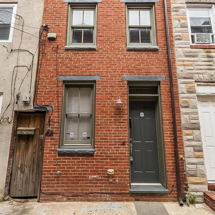 1st image of 1722 Portugal St
