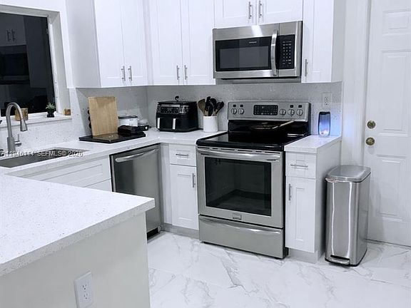 5th image of 22844 SW 114th Ave