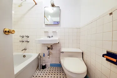 Rented by Warburg