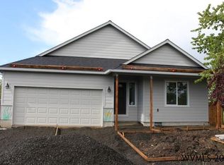 169 W Joy St, Lebanon, OR 97355