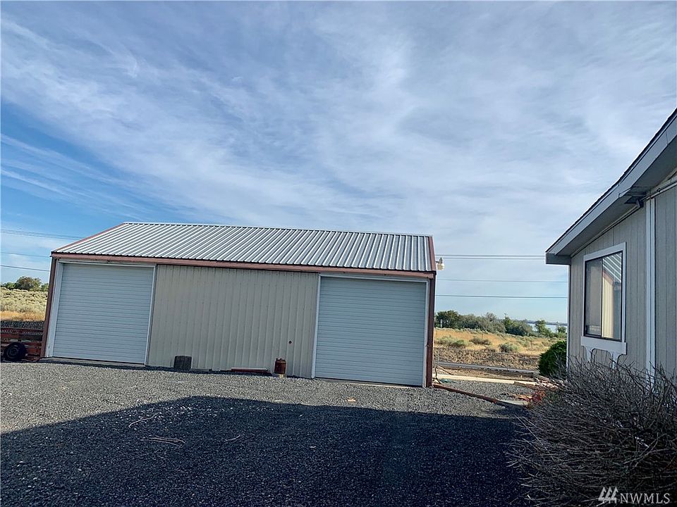 2nd image of 7220 Cascadia Ave