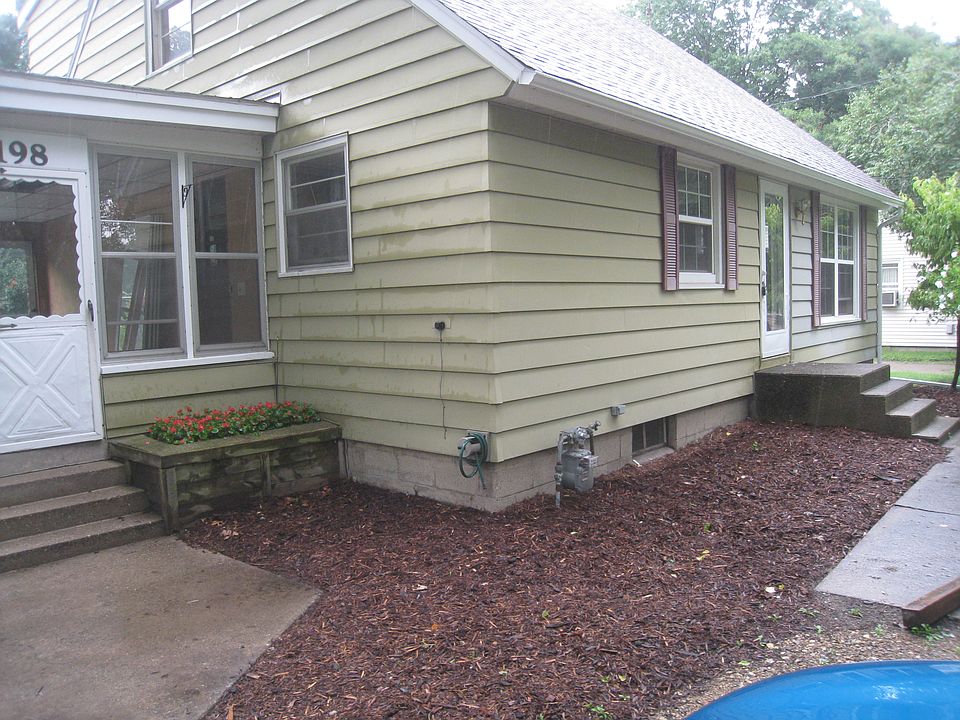 1st image of 198 Aniline Ave N