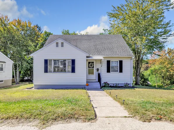 611 Frost Road, Waterbury, CT 06705