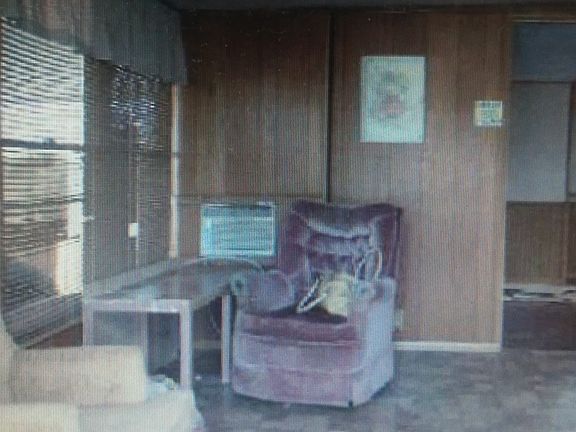 5th image of 6121 136th Ave N