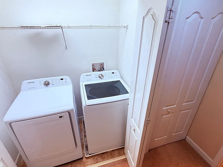 2832 Adelaide Ct — Photo 29