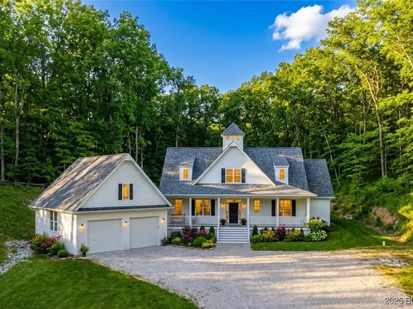 109 Allen Rd, Eldon, MO 65026