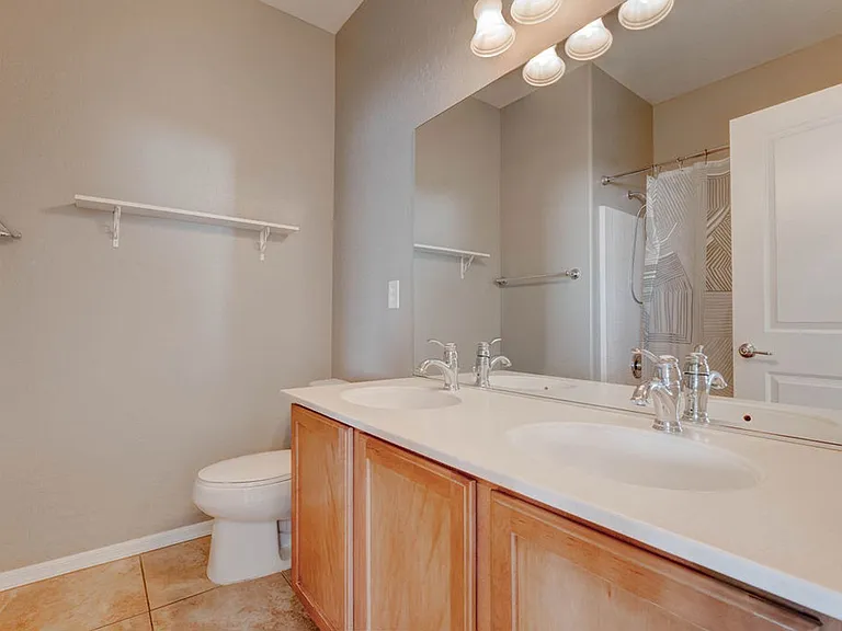 2589 Chateau Clermont St — Photo 12