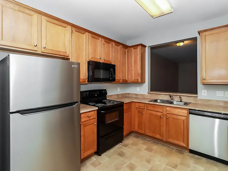 3064 Summerfield Ridge Ln — Photo 10