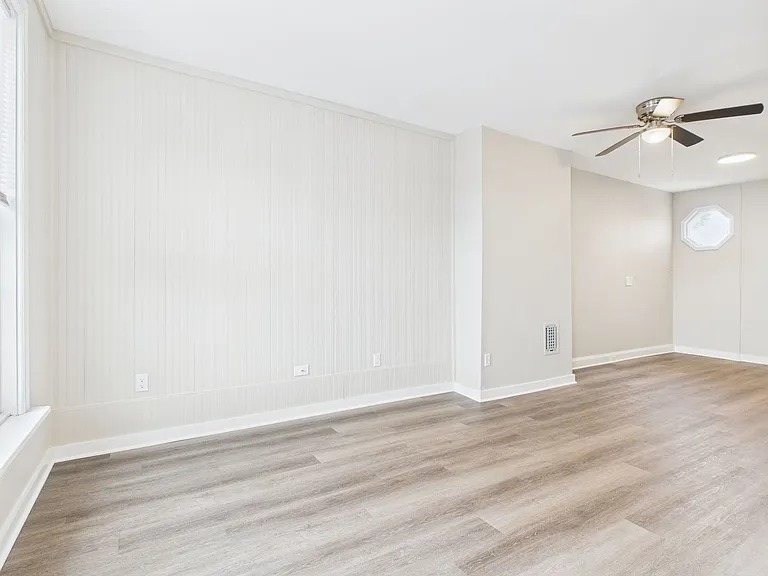 1330 Susquehanna St — Photo 23