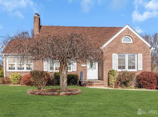 15 Pitman Ave, Fords, NJ 08863