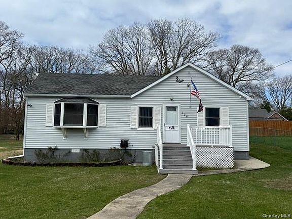 2nd image of 128 Maywood Drive