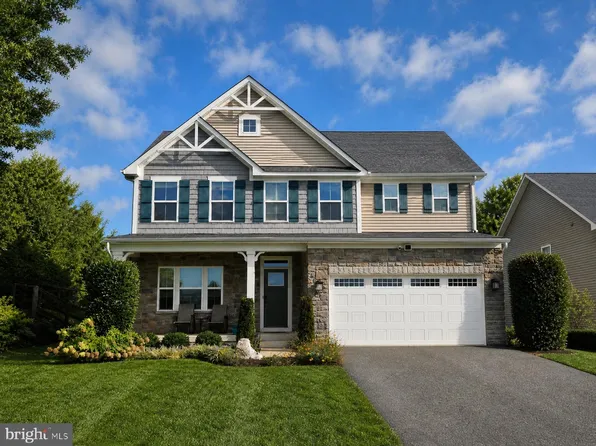 1124 Futurity St, Frederick, MD 21702