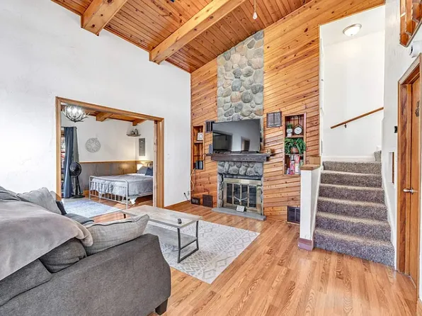 1103 Marshall Ave, Green Bay, WI 54303